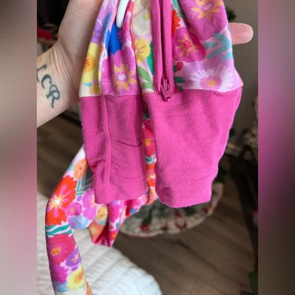 Little Sleepies Rainbow Blooms Zippy Pajamas Size 12-18M GUC - Picture 8 of 8